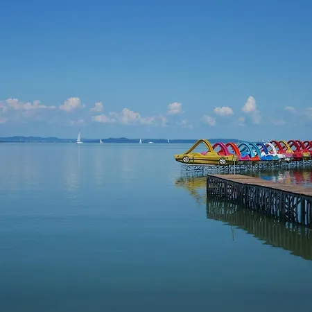 Holiday Balaton 19143 Дом отдыха *